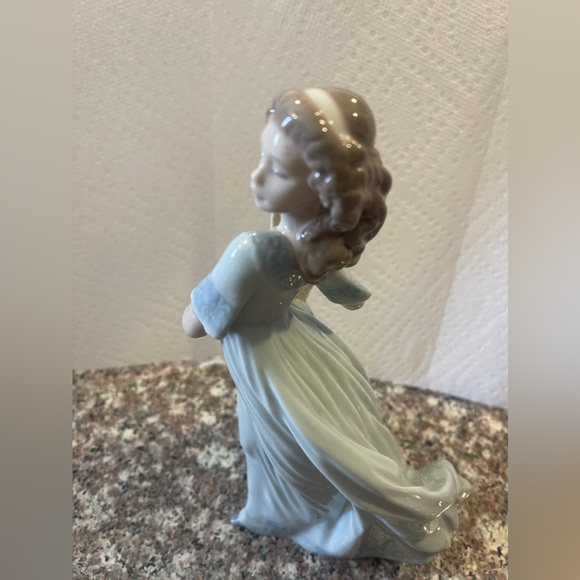 Lladro Spring enchantment figurine - Picture 6 of 7